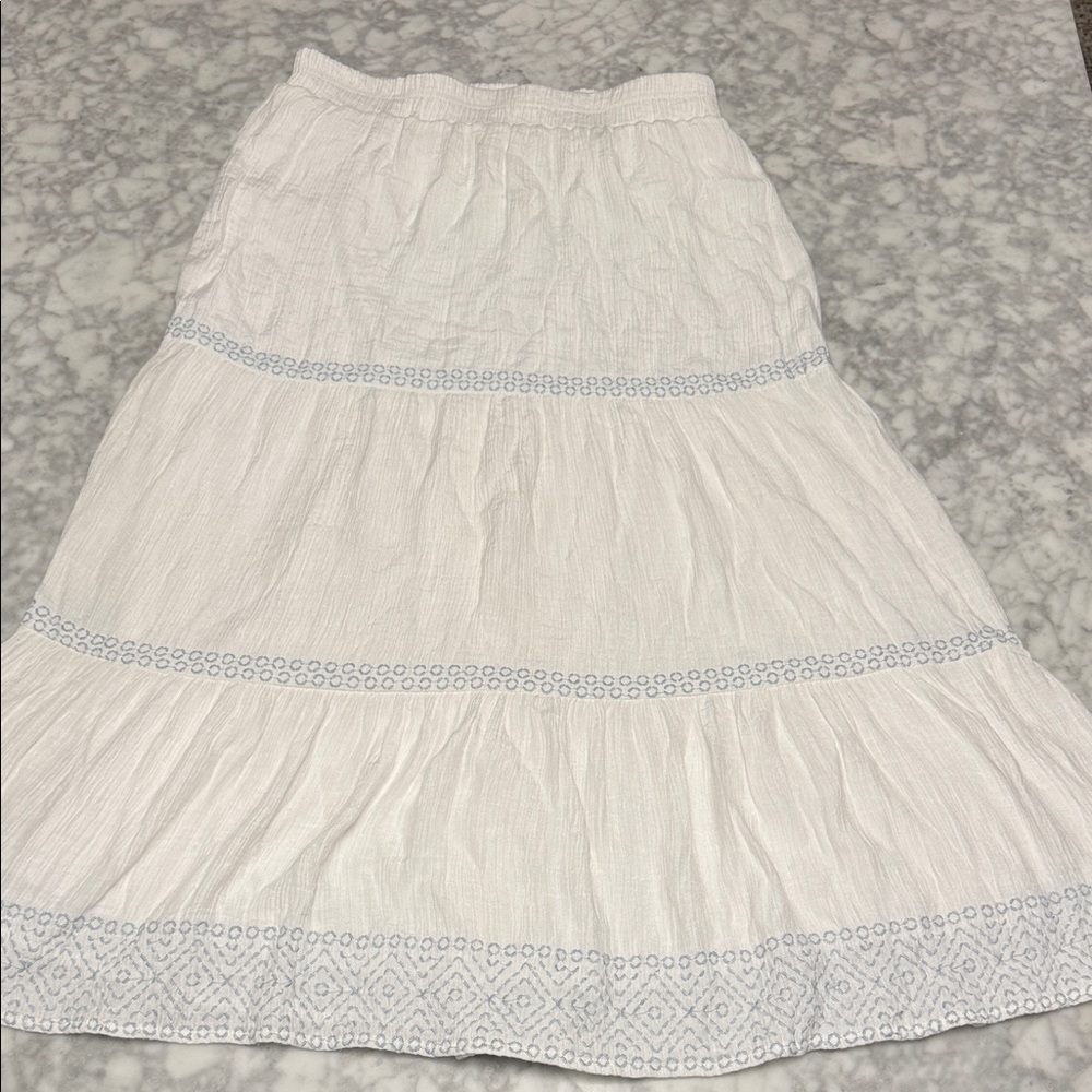 Wonderly White Skirt with Blue Detailing